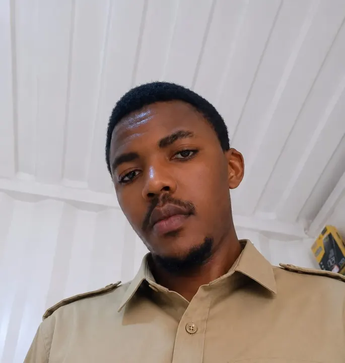 Dola Hezekiah